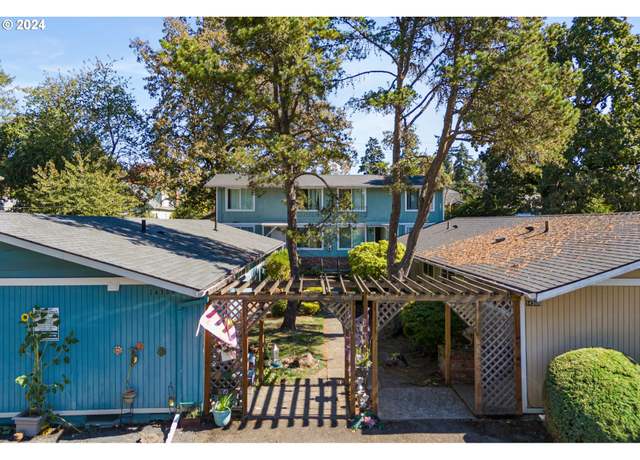 Property at 14368 SE Lee Ave, Milwaukie, OR 97267, 12 beds, 8 baths