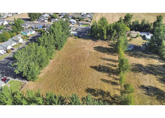 Property at 950 Lasalle St, Harrisburg, OR 97446