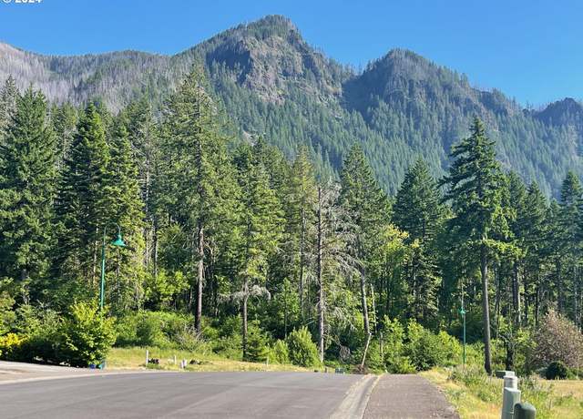 Property at 205 SW Sternwheeler Dr #30, Cascade Locks, OR 97014