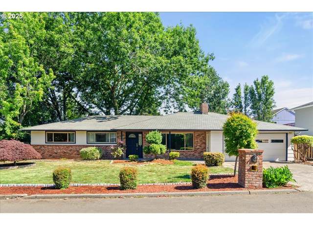 Property at 19555 SW Cascadia St, Beaverton, OR 97078, 3 beds, 2.5 baths
