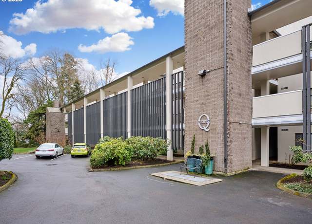 Property at 790 SE Webber St #206, Portland, OR 97202, 1 bed, 1.5 baths