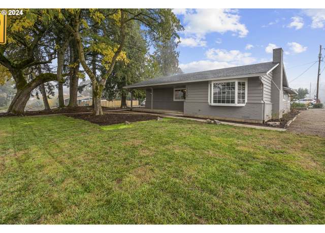 Property at 1214 N Villa Rd, Newberg, OR 97132, 3 beds, 2 baths