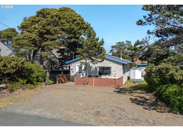 Property at 2132 NW Inlet Ave, Lincoln City, OR 97367, 2 beds, 1 bath