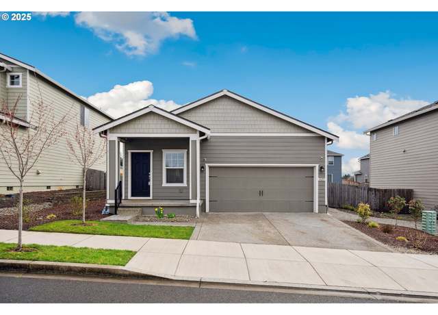 Property at 1425 W 15th Ave, La Center, WA 98629, 3 beds, 2 baths