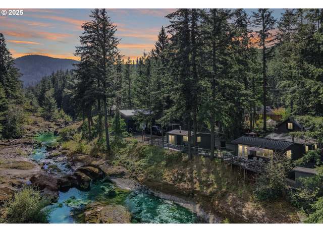 Property at 271 Anita Ln, Glide, OR 97443, 3 beds, 2 baths