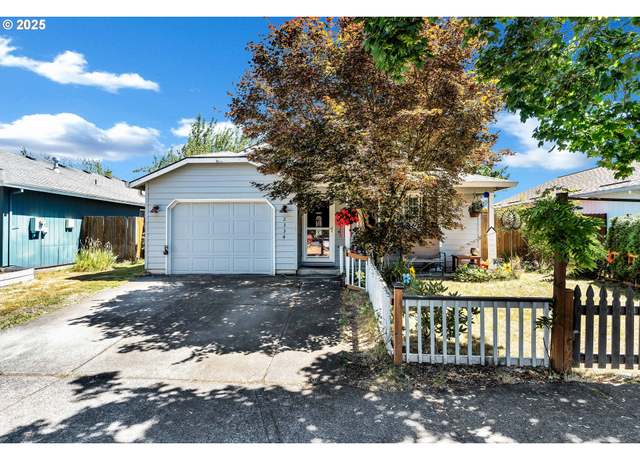 Property at 2334 NW Stanley Ave, Gresham, OR 97030, 3 beds, 2 baths