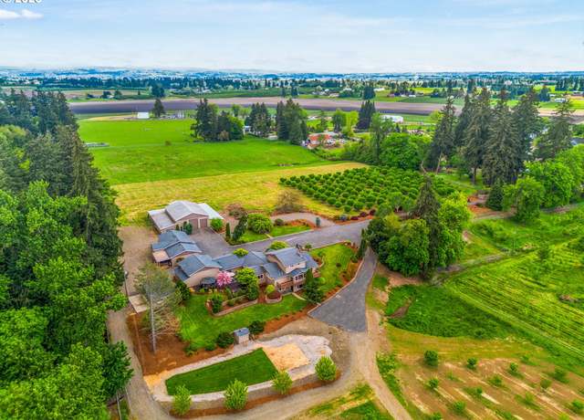 Property at 6421 Brooklake Rd, Salem, OR 97305, 4 beds, 3.5 baths