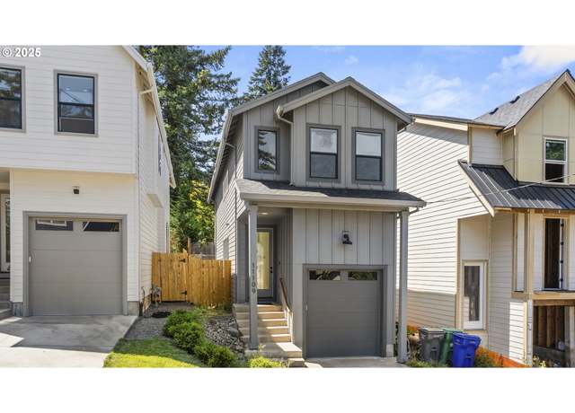 Property at 11109 SW 43rd Ave, Portland, OR 97219, 3 beds, 2.5 baths