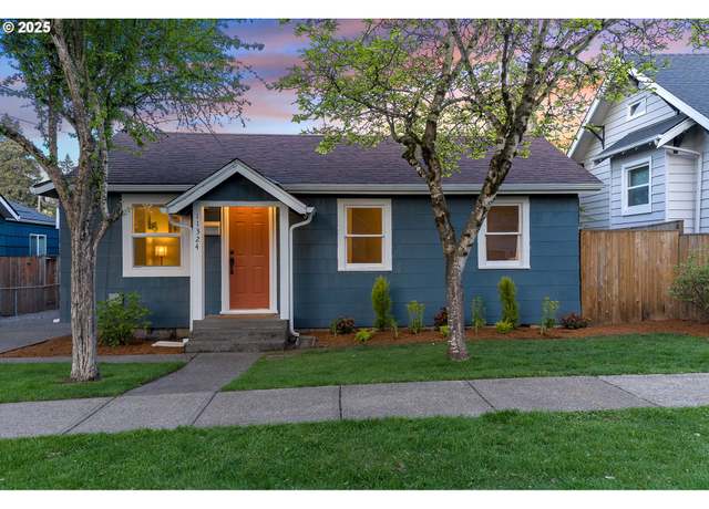 Property at 11324 SE 32nd Ave, Milwaukie, OR 97222, 2 beds, 1 bath