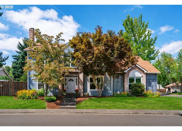 Property at 28575 SW Sandalwood Dr, Wilsonville, OR 97070, 4 beds, 2.5 baths