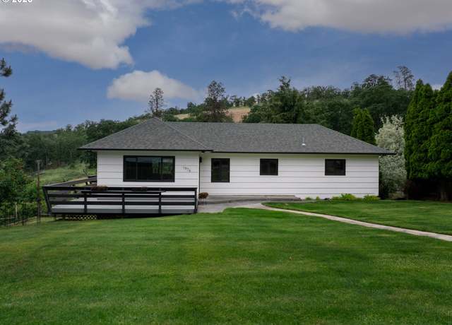 Property at 1976 Cherry Heights Rd, The Dalles, OR 97058, 5 beds, 2 baths