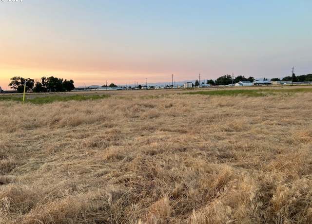 Property at 4 E St, Baker City, OR 97814
