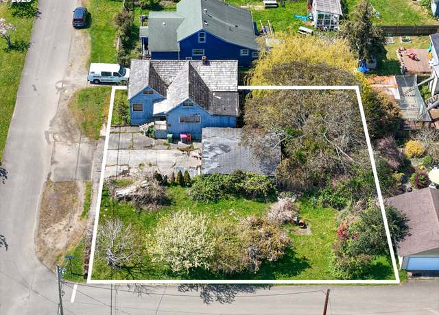Property at 841 Pacific Dr, Hammond, OR 97121, 3 beds, 1.5 baths