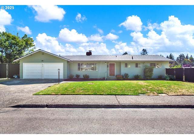 Property at 672 SW Robinhood Dr, Dallas, OR 97338, 4 beds, 2 baths