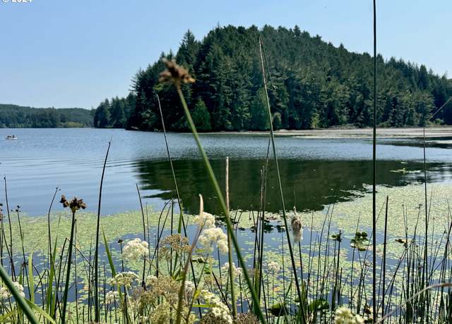 Property at 000 Tahkenitch Lk, Gardiner, OR 97441