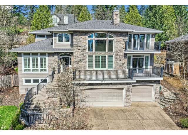Property at 12841 SE Wellington Ct, Happy Valley, OR 97086, 4 beds, 3.5 baths