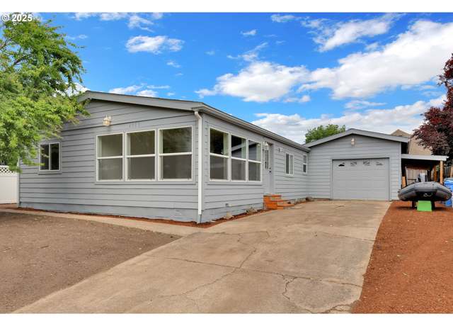 Property at 4989 Cone Ave, Eugene, OR 97402, 3 beds, 2 baths