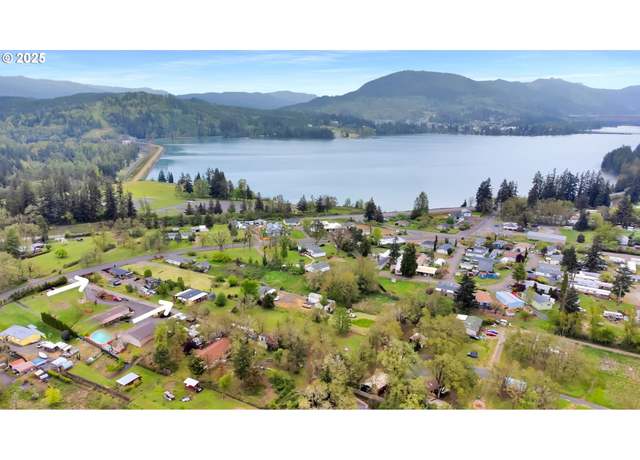 Property at 39028 Dexter Rd, Dexter, OR 97431, 4 beds, 3 baths