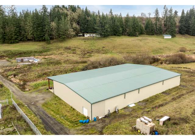 Property at 16595 Beck Rd, Dallas, OR 97338, 3 beds, 2 baths