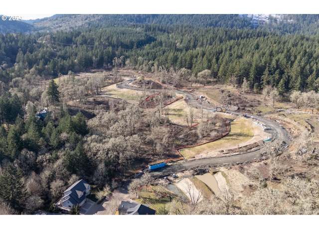 Property at 3818 NW Goldfinch Dr, Corvallis, OR 97330