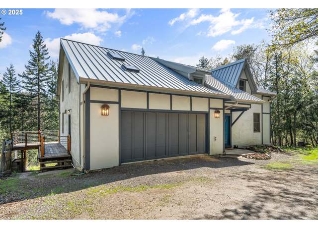 Property at 827 Tyler Creek Rd, Ashland, OR 97520, 3 beds, 2.5 baths