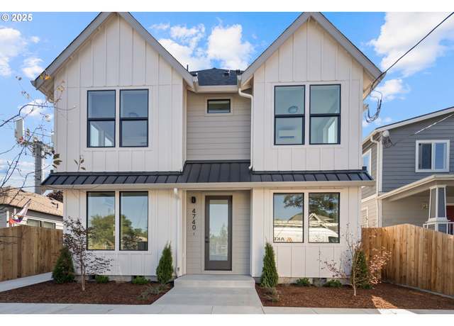 Property at 4740 SE 65th Ave, Portland, OR 97206, 2 beds, 2.5 baths
