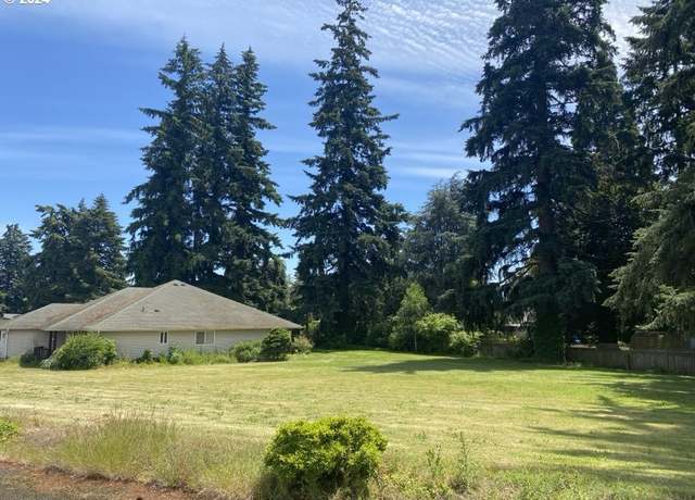 Property at 1000 NE 104th Ave, Vancouver, WA 98664, 3 beds, 3 baths