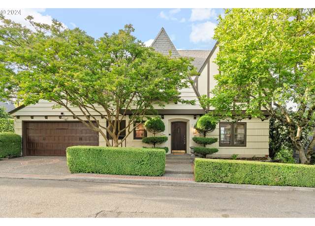 Property at 320 NW Maywood Dr, Portland, OR 97210, 5 beds, 4.5 baths