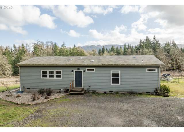 Property at 5400 Violet Dr, Sheridan, OR 97378, 3 beds, 2 baths