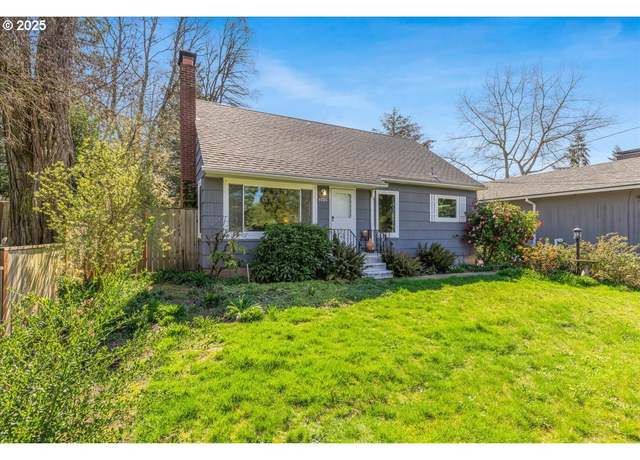 Property at 5726 SW Florida St, Portland, OR 97219, 3 beds, 2 baths