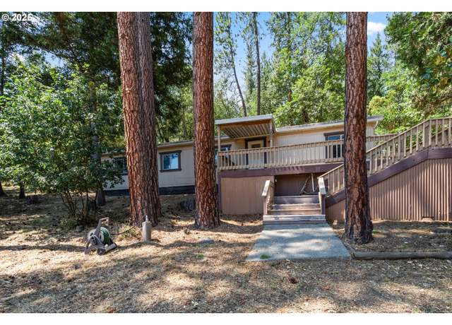Property at 8359 E Evans Creek Rd, Rogue River, OR 97537, 2 beds, 2 baths