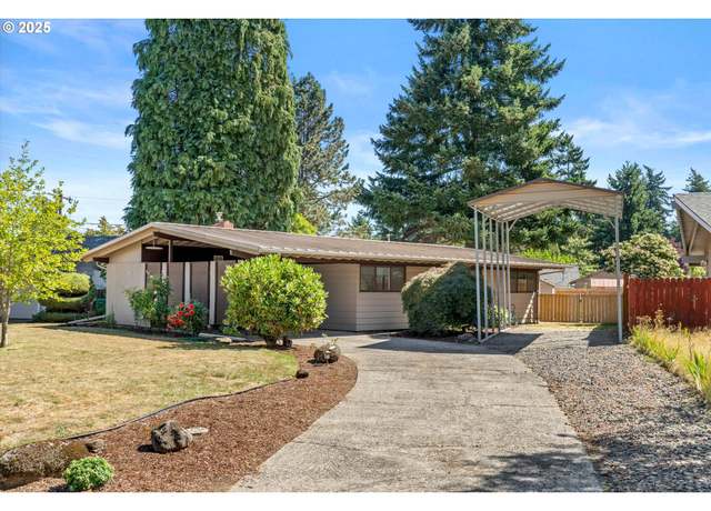 Property at 1906 NE 127th Ave, Portland, OR 97230, 3 beds, 2 baths