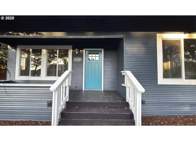 Property at 1240 SE 15th St, Salem, OR 97302, 3 beds, 1 bath