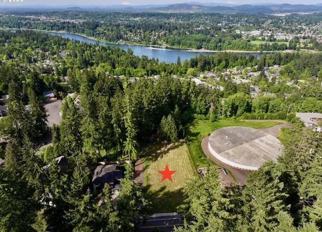 Property at 6123 Skyline Dr, West Linn, OR 97068