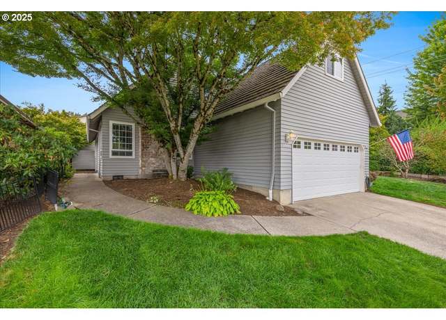 Property at 5093 SW Galen St, Lake Oswego, OR 97035, 3 beds, 2 baths