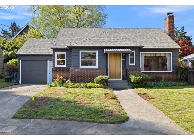 Property at 5950 SE Kelly St, Portland, OR 97206, 3 beds, 1 bath