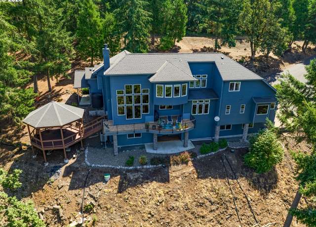 Property at 35662 High Ranch Dr, Springfield, OR 97478, 3 beds, 4 baths