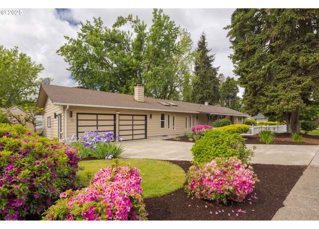 Property at 3096 Sorrel Way, Eugene, OR 97401, 4 beds, 3 baths