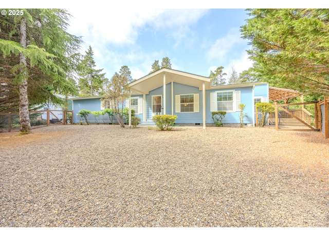 Property at 5509 Mercer Lake Rd, Florence, OR 97439, 3 beds, 3 baths