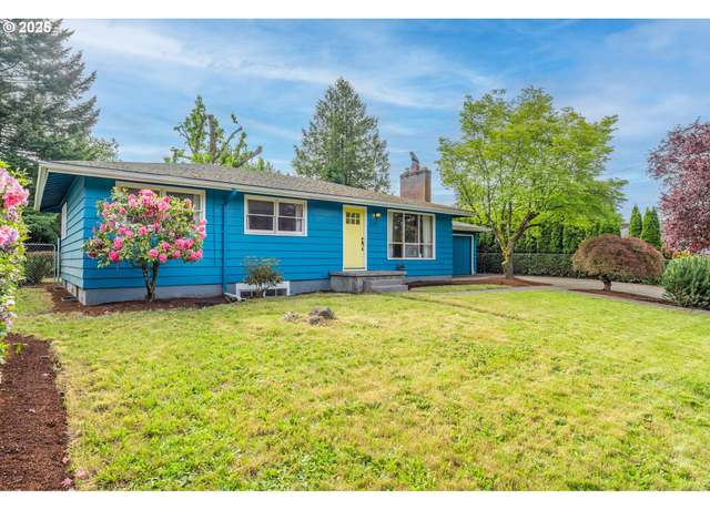 Property at 220 SE 154th Ave, Portland, OR 97233, 4 beds, 2.5 baths