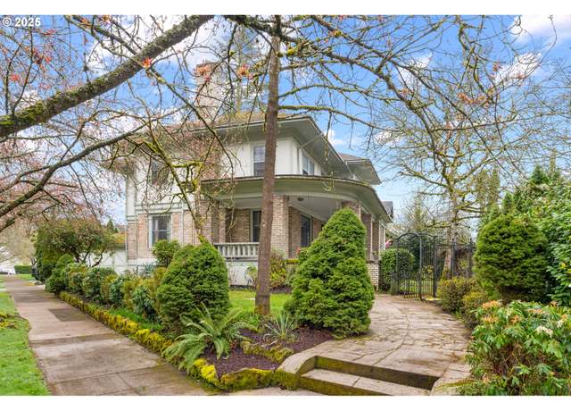 Property at 3546 NE 27th Ave, Portland, OR 97212, 4 beds, 2.5 baths