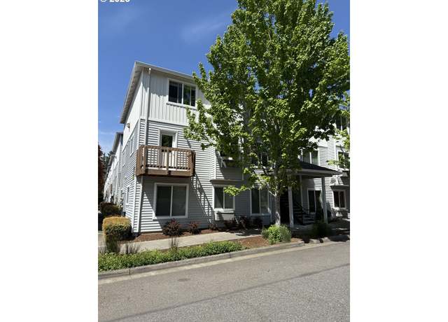 Property at 217 NE 146th Ave, Portland, OR 97230, 2 beds, 1.5 baths