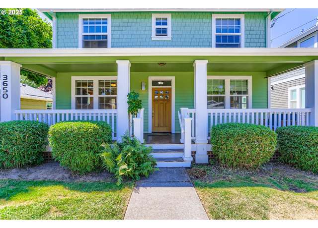 Property at 3650 SE Tenino St, Portland, OR 97202, 3 beds, 2.5 baths