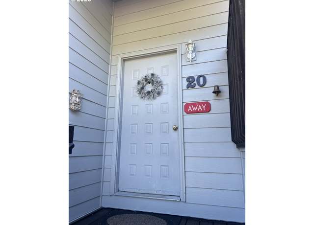 Property at 43605 State Highway 38 #20, Reedsport, OR 97467, 2 beds, 1.5 baths