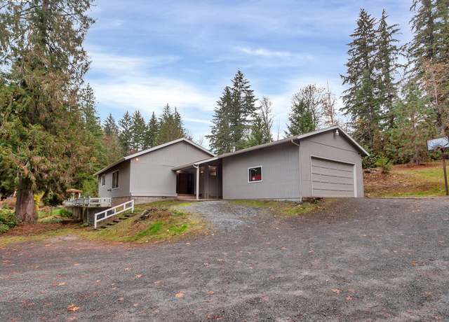 Property at 29755 S Wall St, Colton, OR 97017, 3 beds, 2 baths