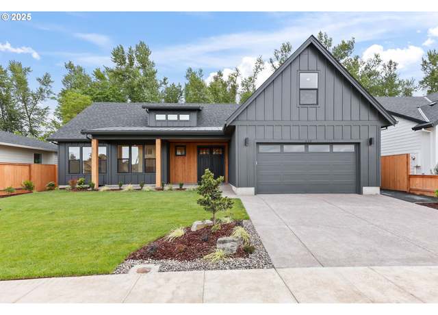 Property at 648 Parker Loop, Silverton, OR 97381, 3 beds, 2 baths