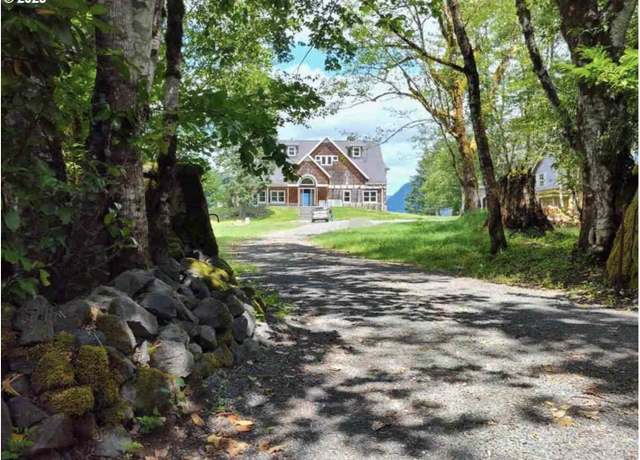Property at 129 Craig Dr, Ariel, WA 98603, 6 beds, 5.5 baths