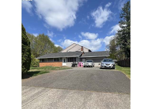 Property at 2812 NE 99th St, Vancouver, WA 98665, 3 beds, 1 bath