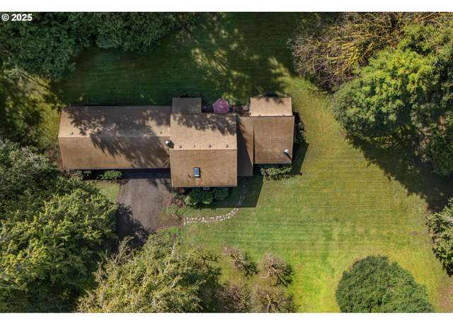 Property at 15735 S Gerber Rd, Oregon City, OR 97045, 3 beds, 2 baths