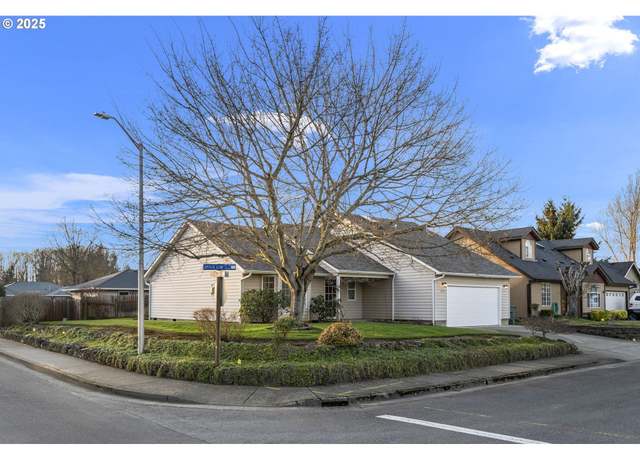 Property at 5219 Spring Leaf Ct N, Keizer, OR 97303, 4 beds, 3 baths